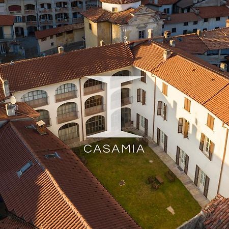 Palazzo Mia By Icasamia It Apartment Castello Cabiaglio Екстериор снимка