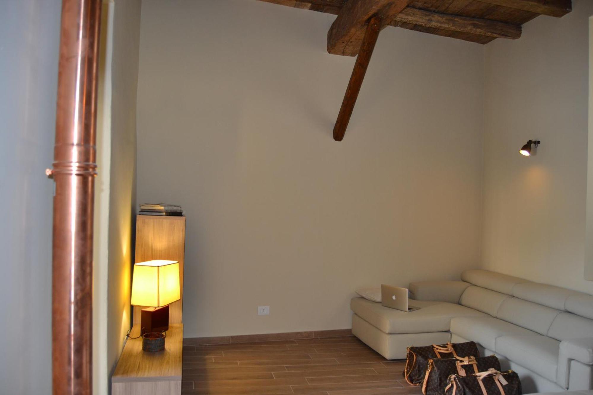 Palazzo Mia By Icasamia It Apartment Castello Cabiaglio Стая снимка