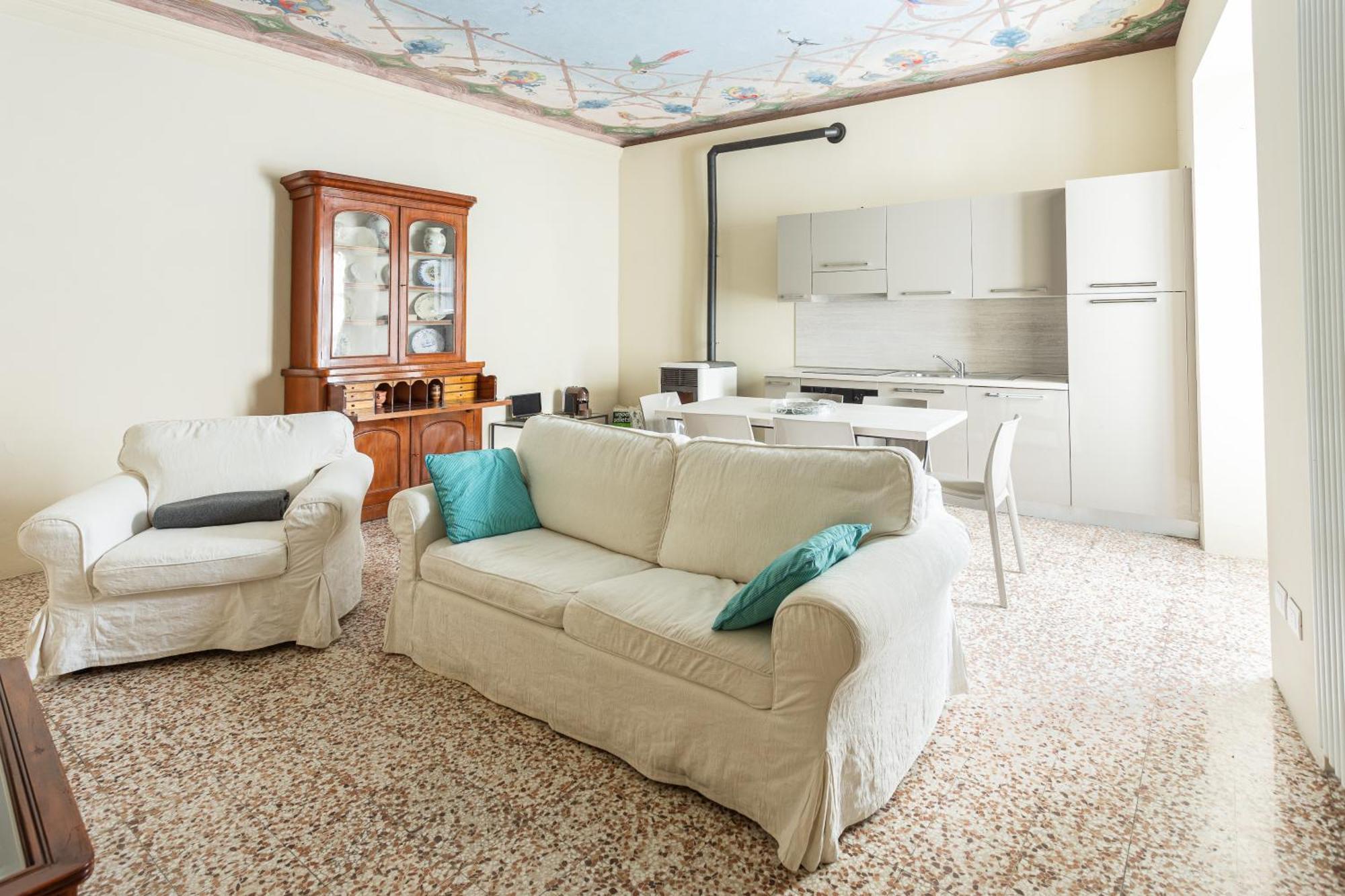 Palazzo Mia By Icasamia It Apartment Castello Cabiaglio Стая снимка